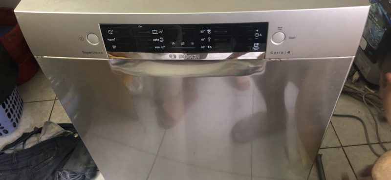 bat bos 2 800x369 - Sửa máy rửa bát Bosch lỗi E11 tại Sài Gòn