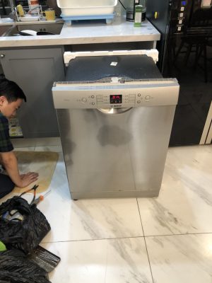 bosh e14 3 300x400 - Sửa máy rửa bát Bosch lỗi E14 tại Sài Gòn