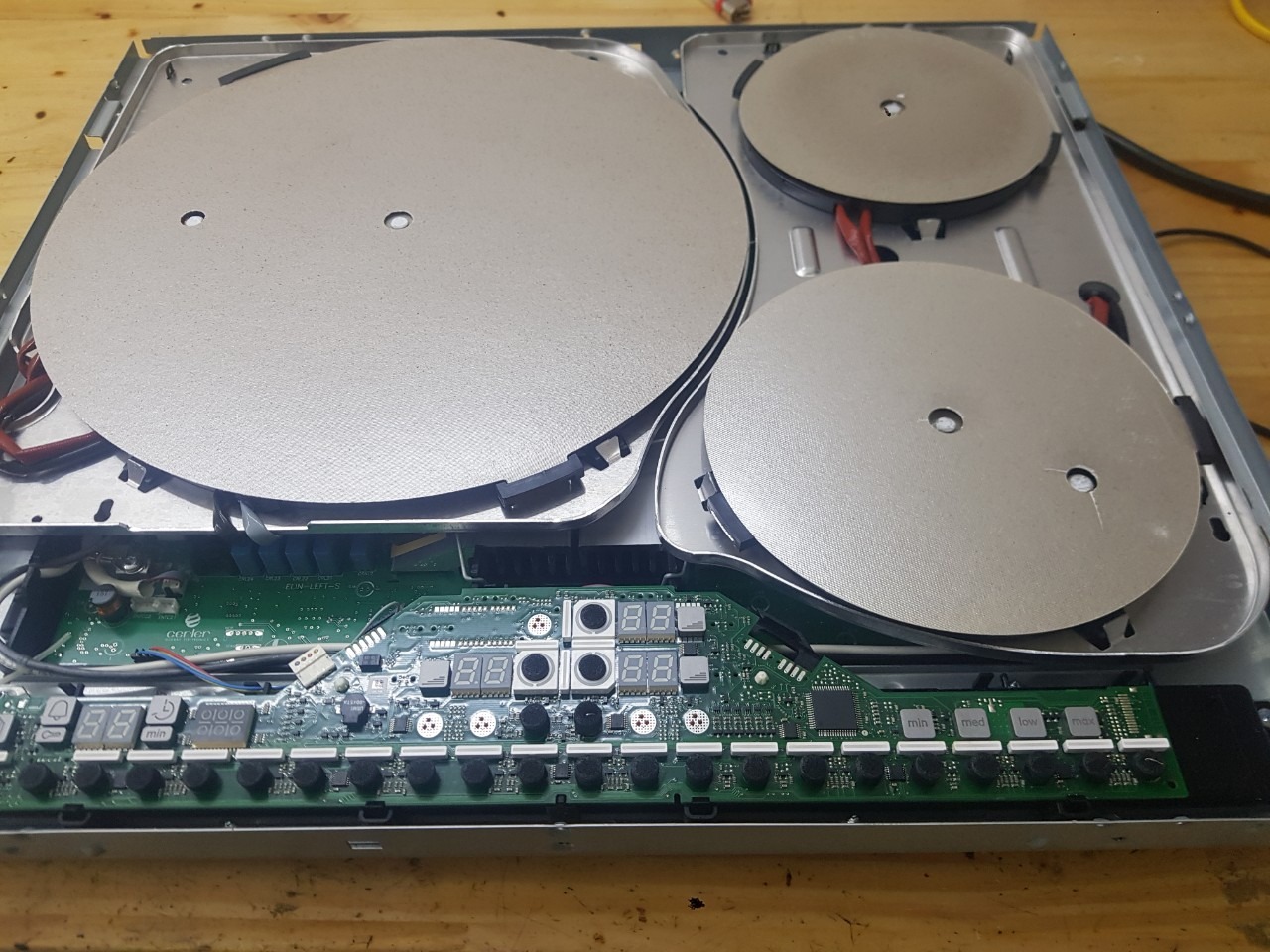 Các lỗi của bếp từ Siemens E1, E2, E6,... 8812b27ba17b5b25026a - Các lỗi của bếp từ Siemens E1, E2, E6,...