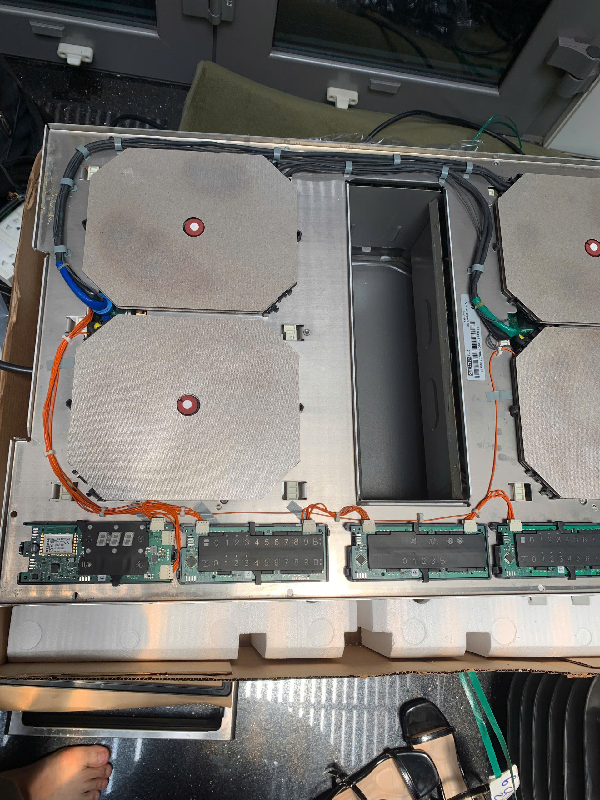 z7672807162130 0d3fe0a4b6d9d2929f31fe824ab7b142 - Sửa bếp từ Miele lỗi Err 040