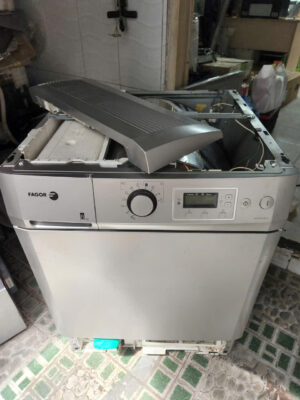 Sửa máy sấy Fagor tại Hồ Chí Minh IMG 3DF99EEC39B7 1 300x400 - Sửa máy sấy Fagor tại Hồ Chí Minh